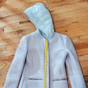 Stylish hooded contrast coat in light blue/ baby blue, size XS / S
